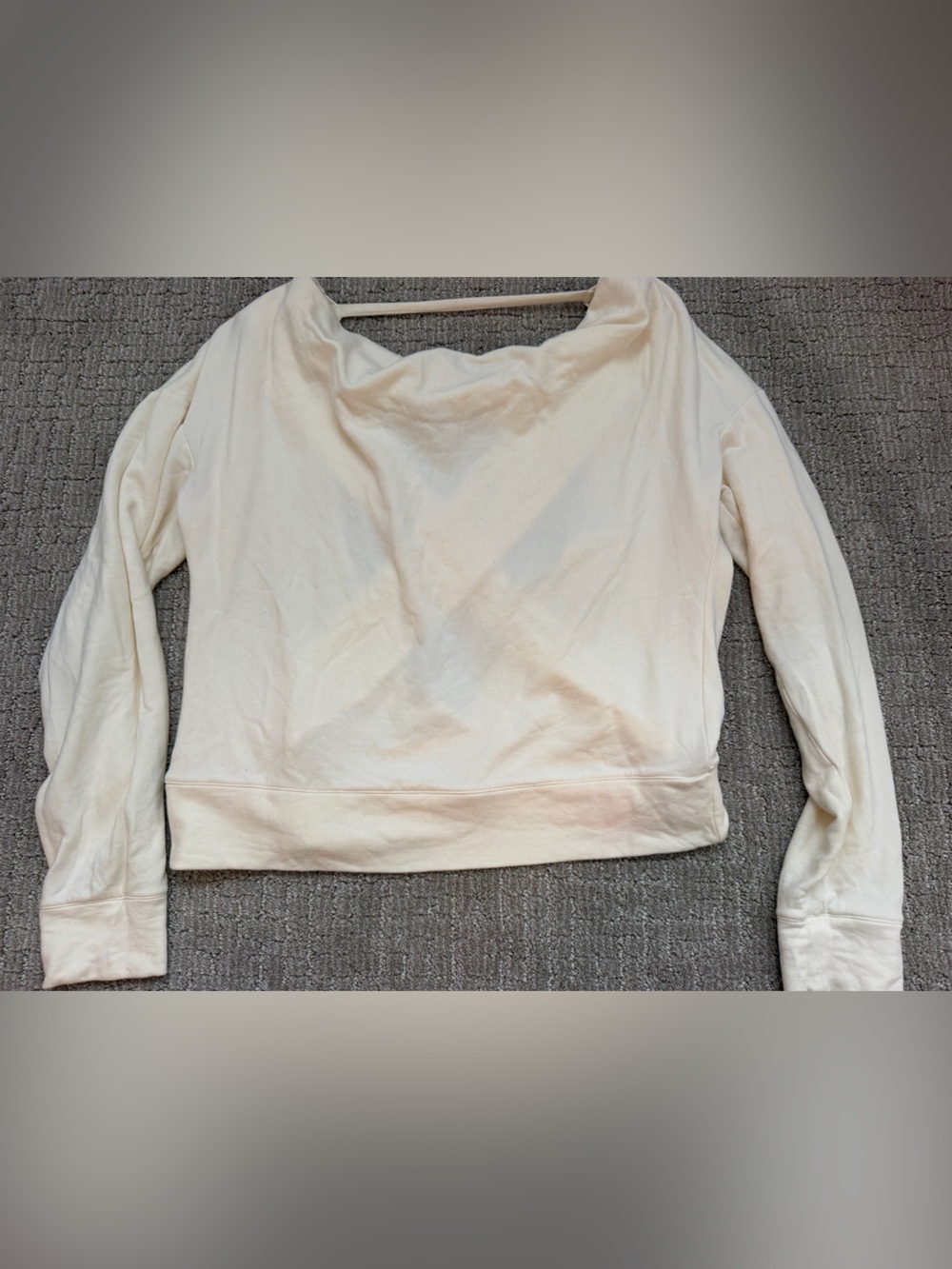 ALO Women's Cream Pullover Sweater - Classic Lightweight Crew